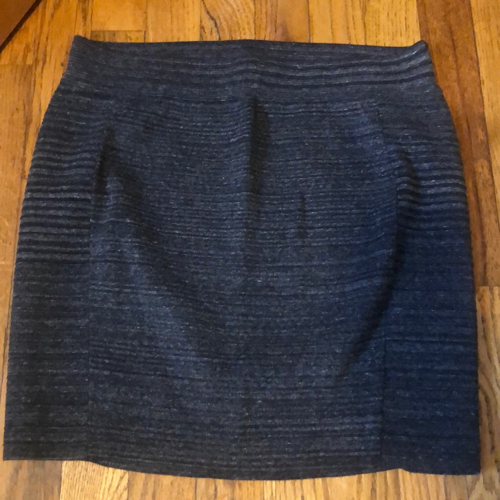 Express mini skirt